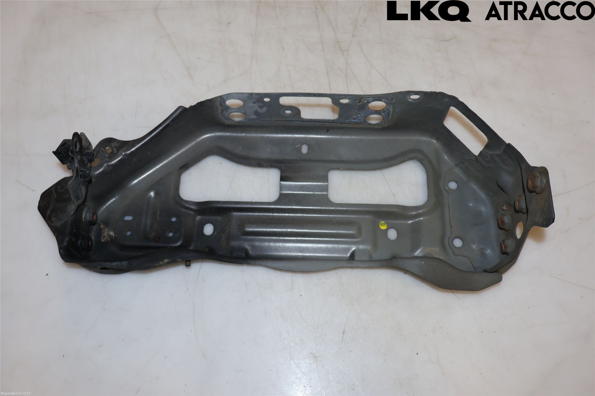 Toyota VERSO-S 11-16 Kylarfäste-Ram-Balk