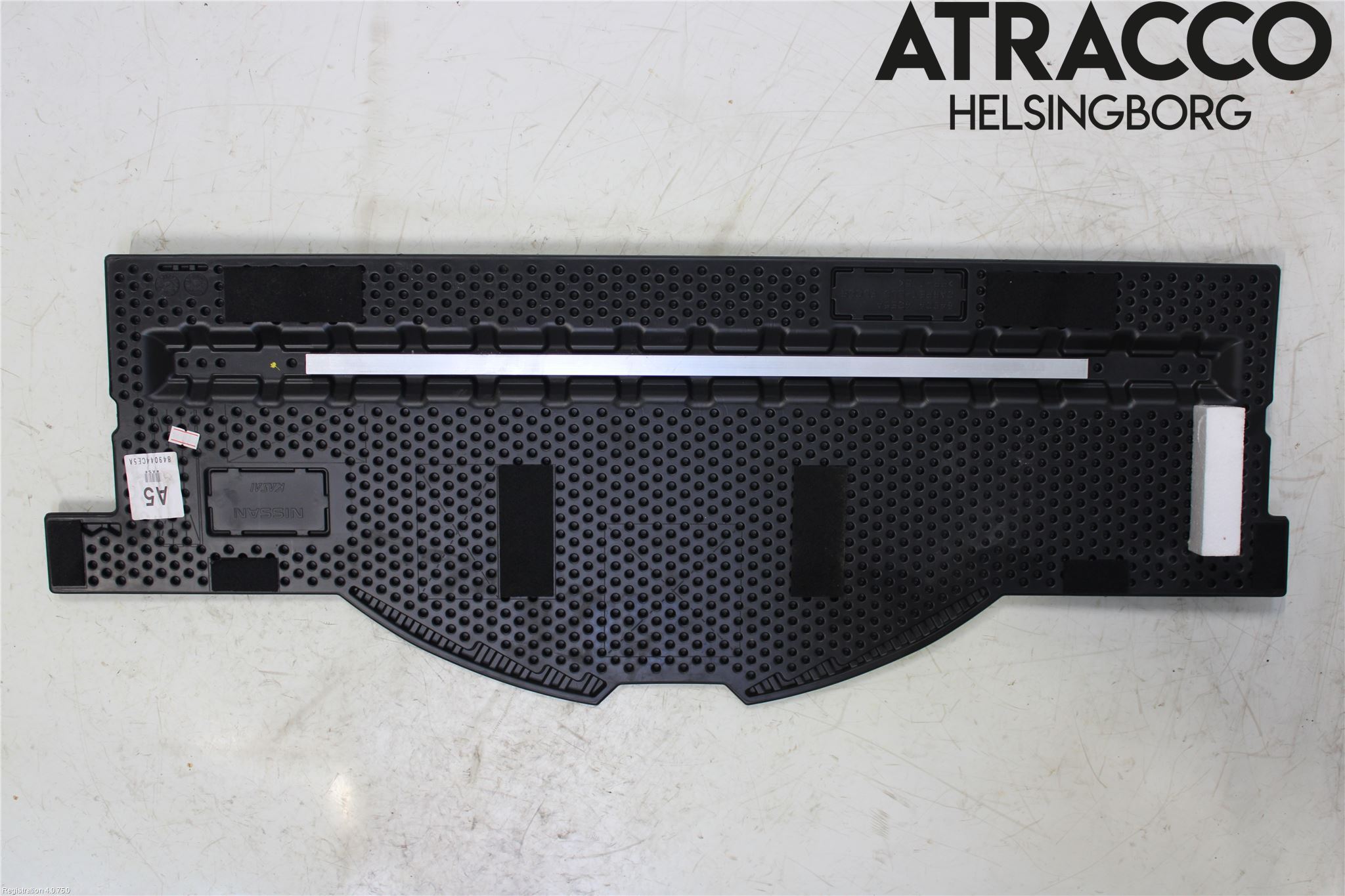 Nissan X-TRAIL 14-21 Inrbagagerumklädsel-Golv