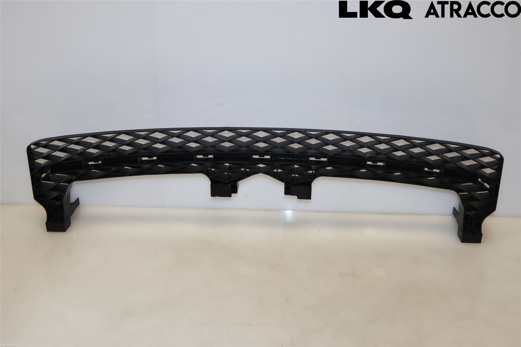 Volkswagen VW PASSAT 11-14 Stötfångardel Fram Mitt