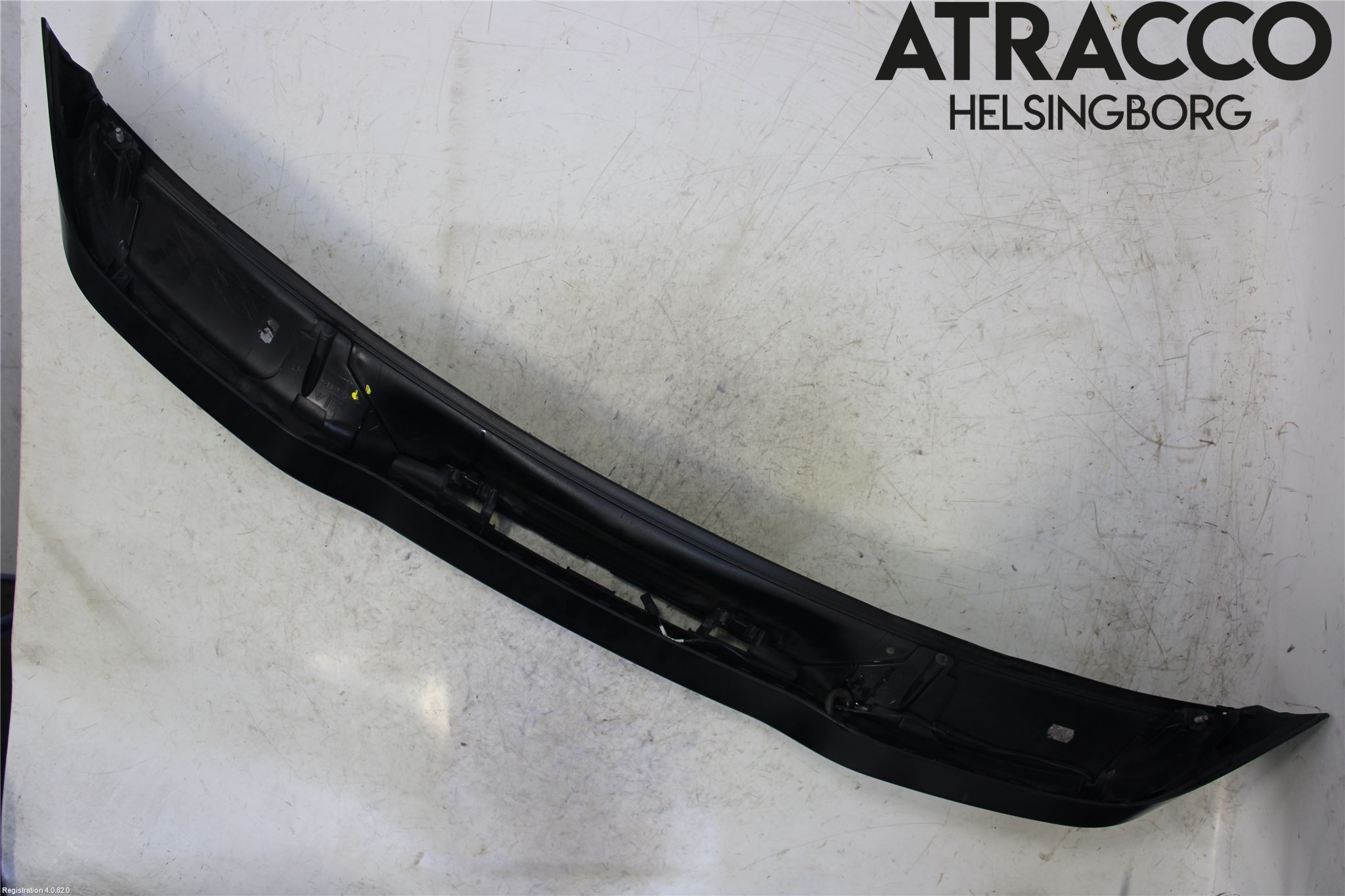 Porsche CAYENNE 03- Spoiler Baklucka