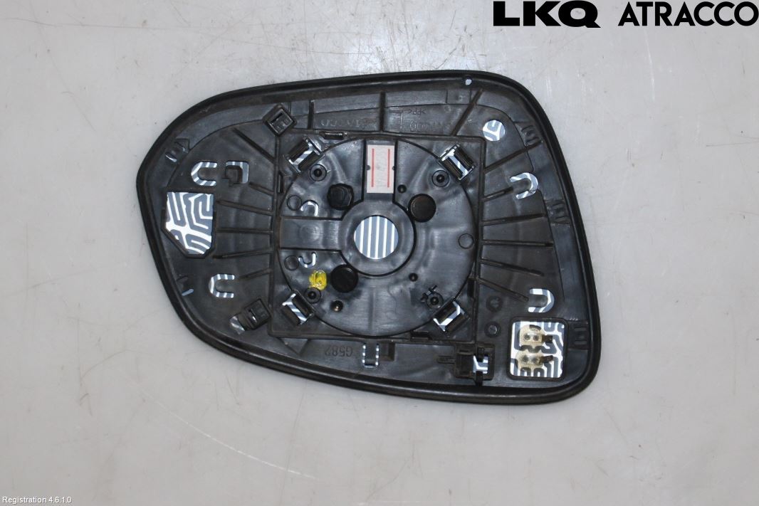 Toyota HILUX 16- Spegelglas Vä