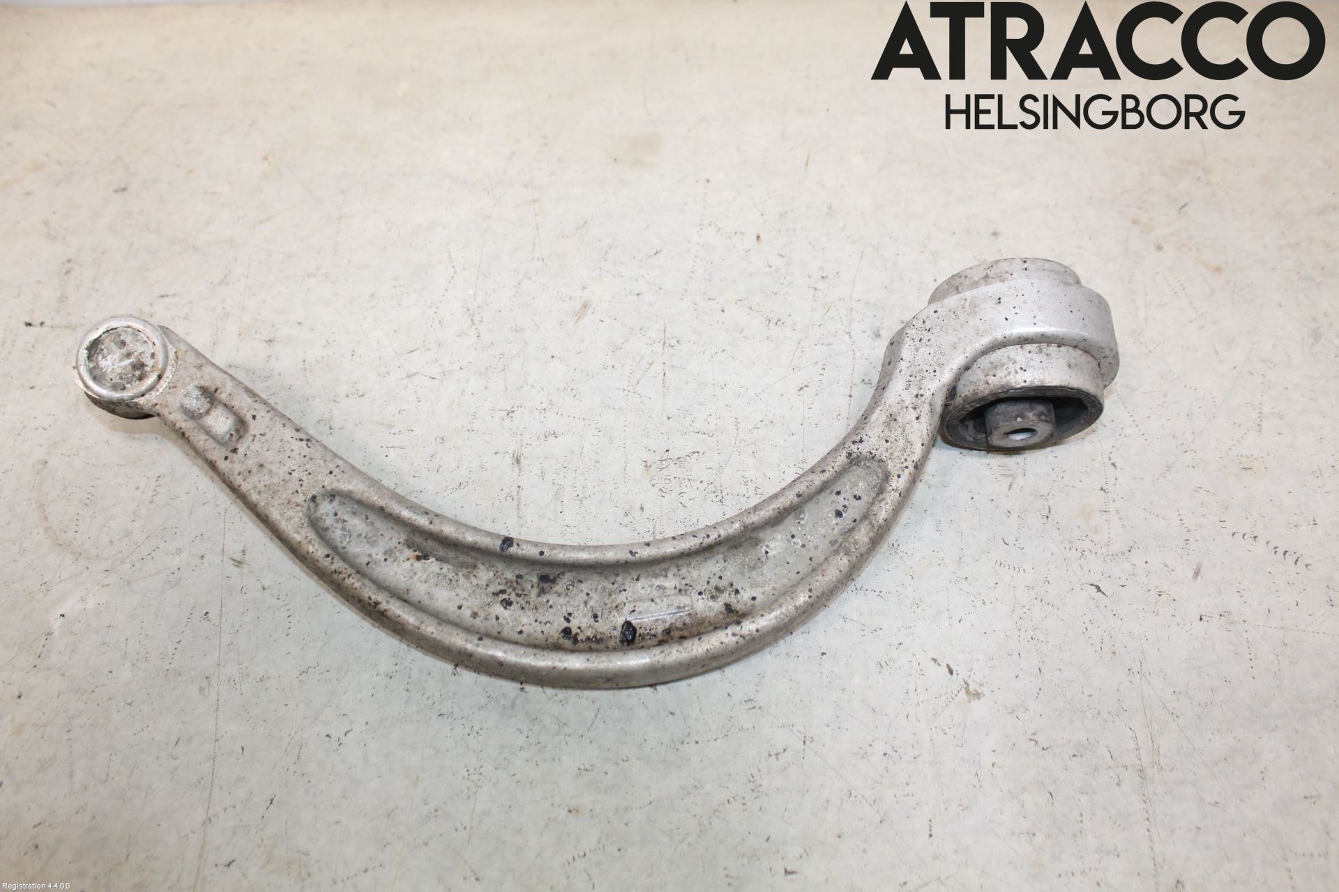 Audi A4/S4 B9 16-19 Bärarm Fram Undre Vä