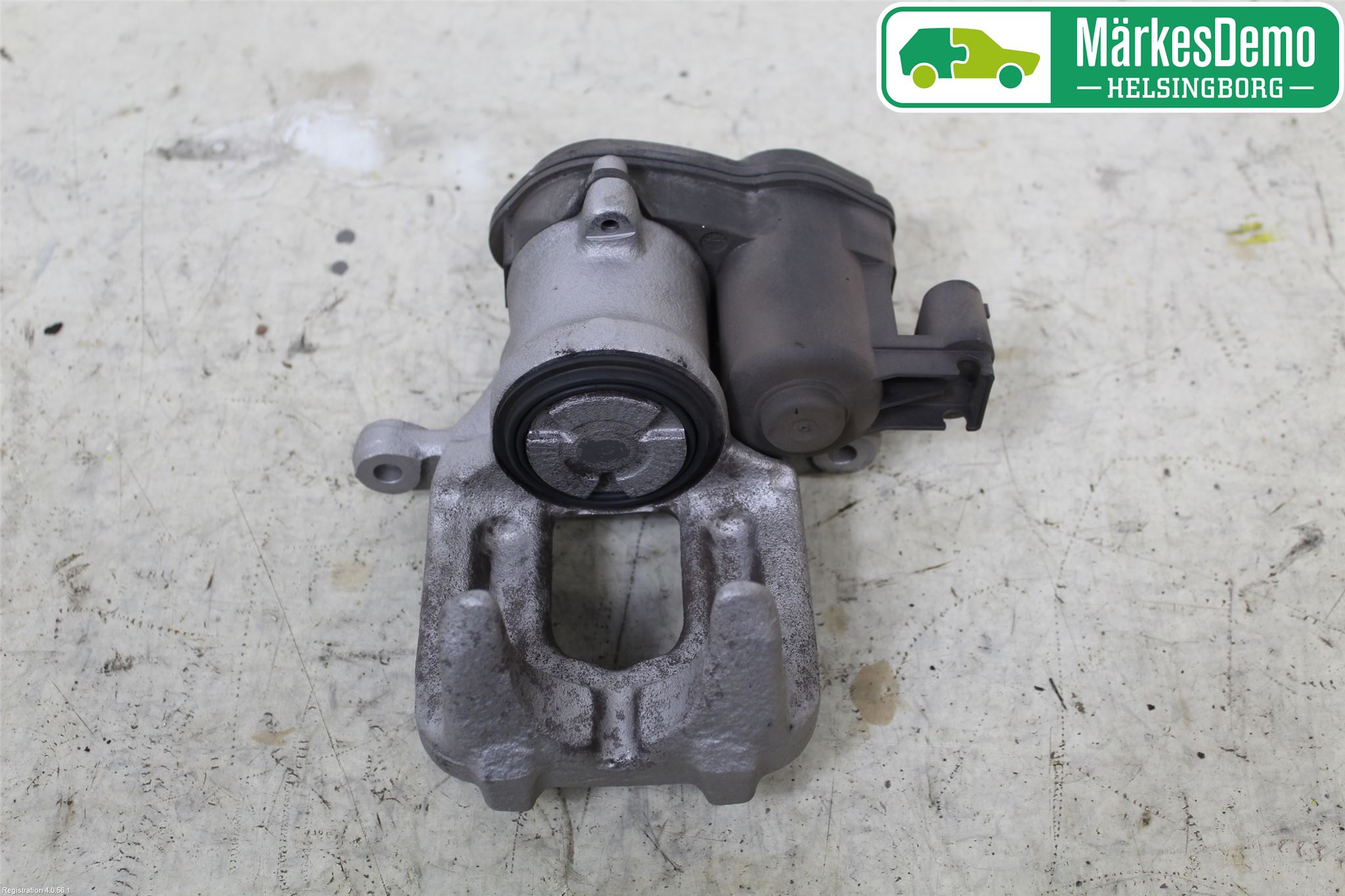 BMW 5 F10/F11/F18 09-17 Bromsok Bak Vänster