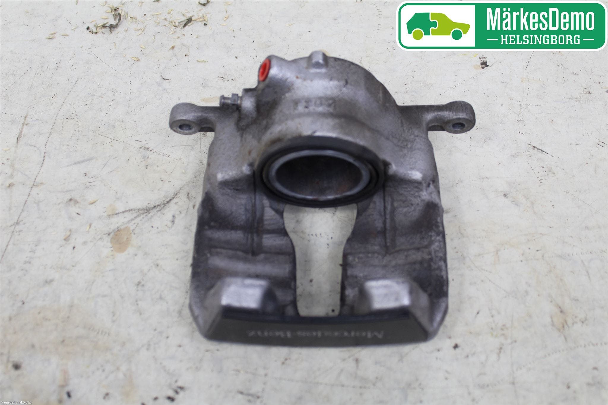 Mercedes-Benz MB A-KLASS (W176) 13-18 Bromsok Fram Vänster