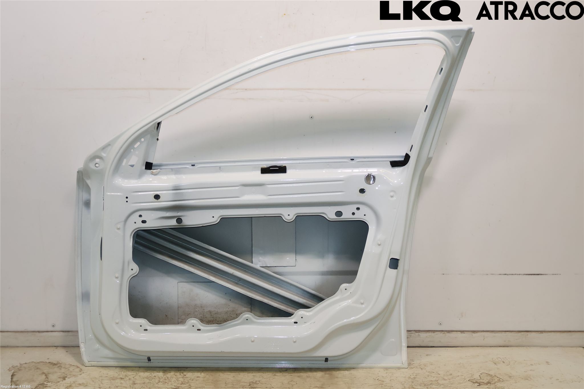 Volvo V70 14-16 Dörr Fram Höger
