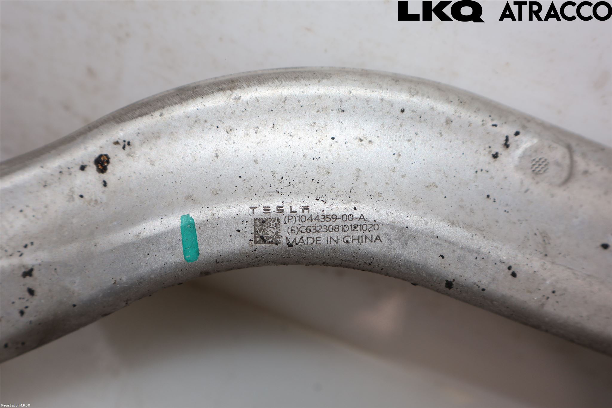 Tesla MODEL Y 21- Bärarm Fram Undre Hö