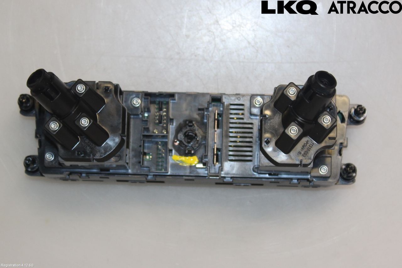 Skoda FABIA 22- Värmereglage