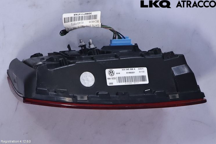 Volkswagen VW PASSAT 15-19 Bakljus Lucka Hö