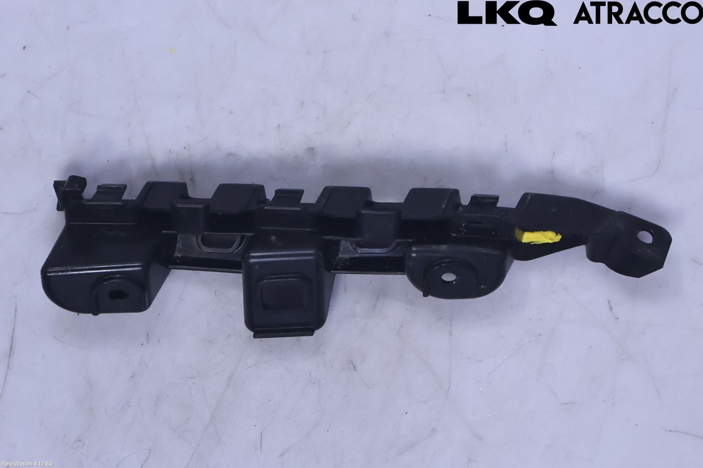 Volkswagen VW PASSAT 11-14 Stötfångarfäste Fram Hö