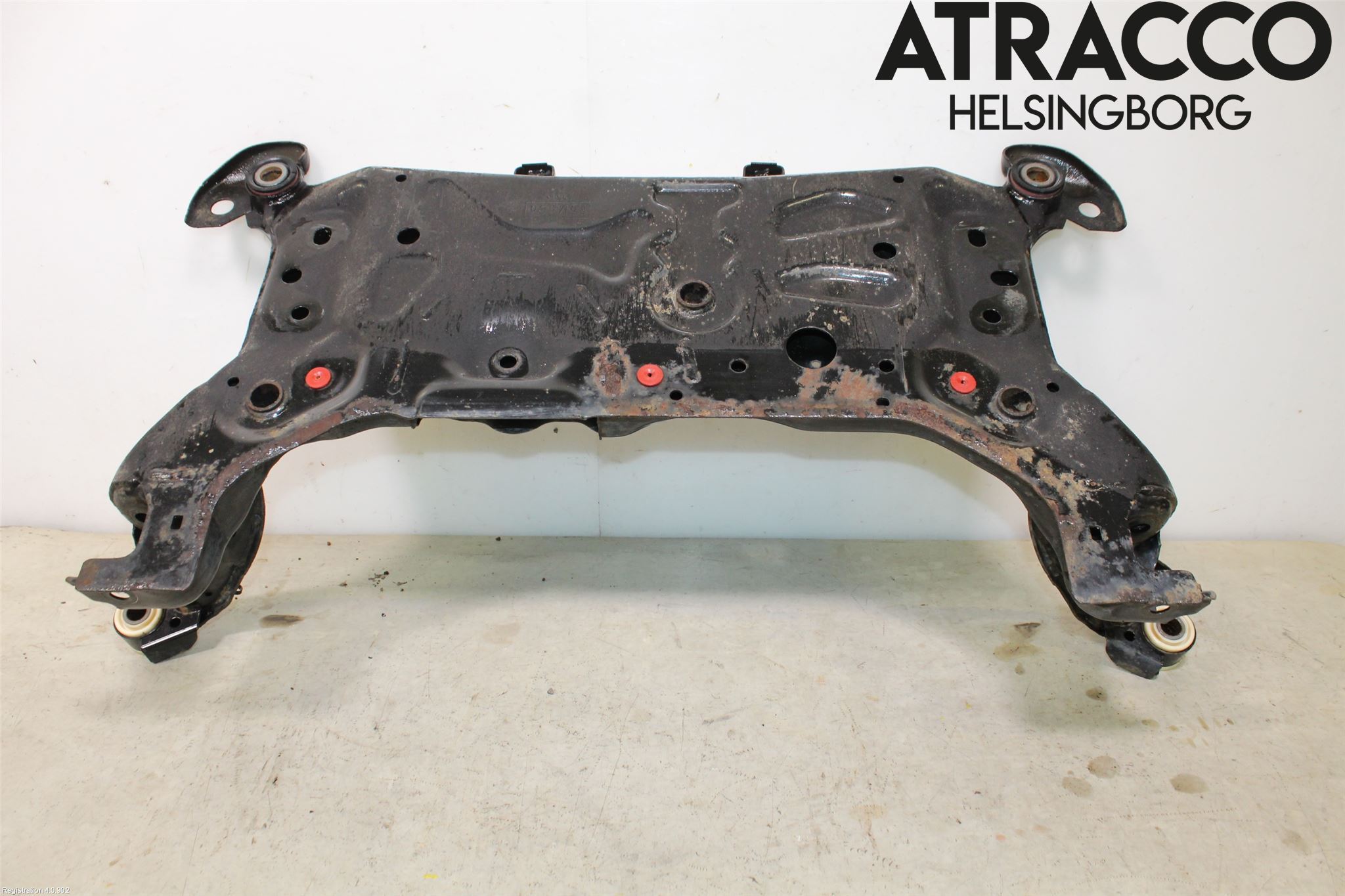 Ford FOCUS 15-18 Framvagnsbalk