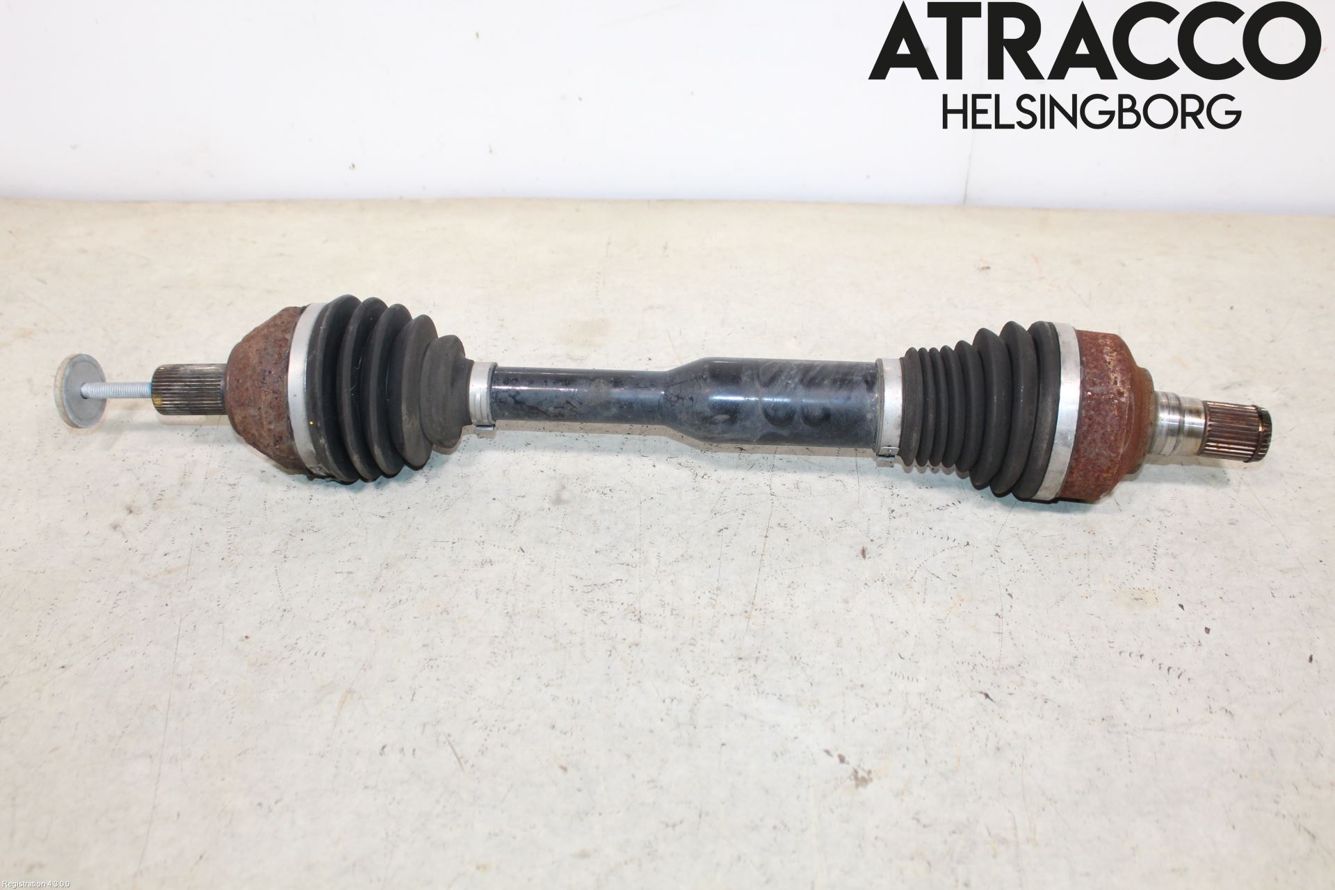 Volvo XC60 14-17 Drivaxel Fram Vänster