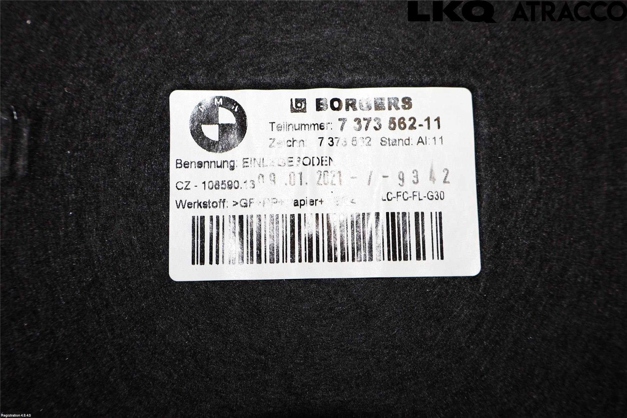 BMW 5 G30/G31/F90 17-23 Inrbagagerumklädsel-Golv