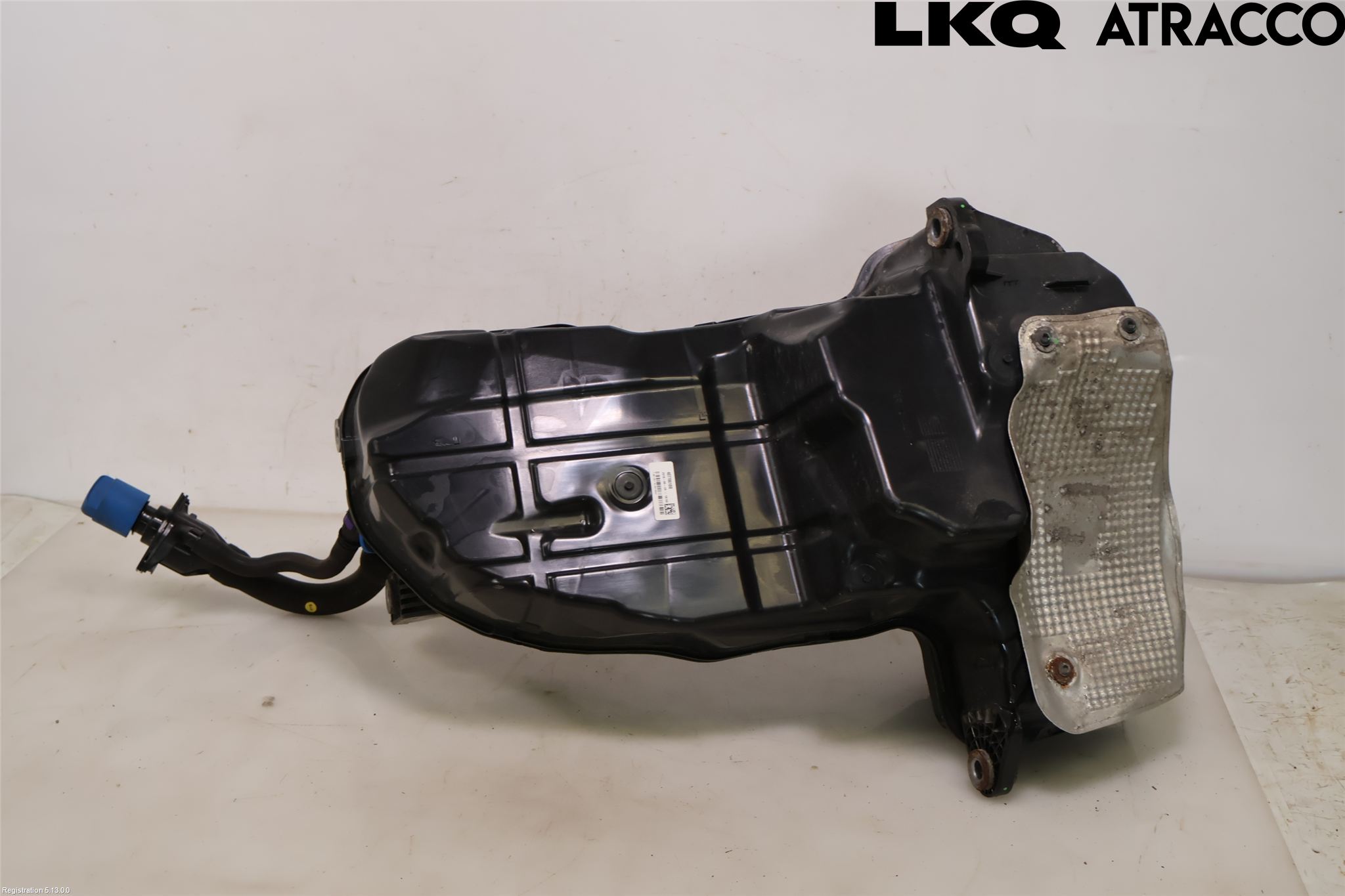 Volkswagen VW TOUAREG CR 18- Adblue Tank