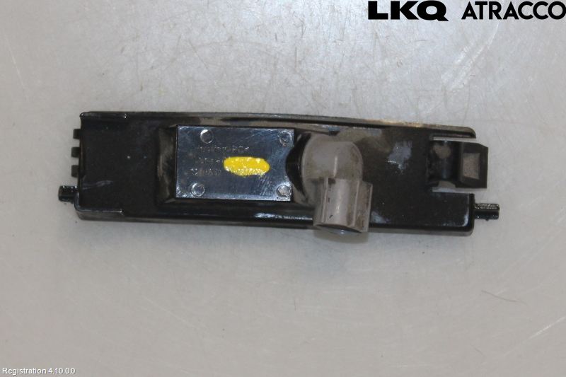 Toyota AYGO X AB70 22- Skylt Belysning