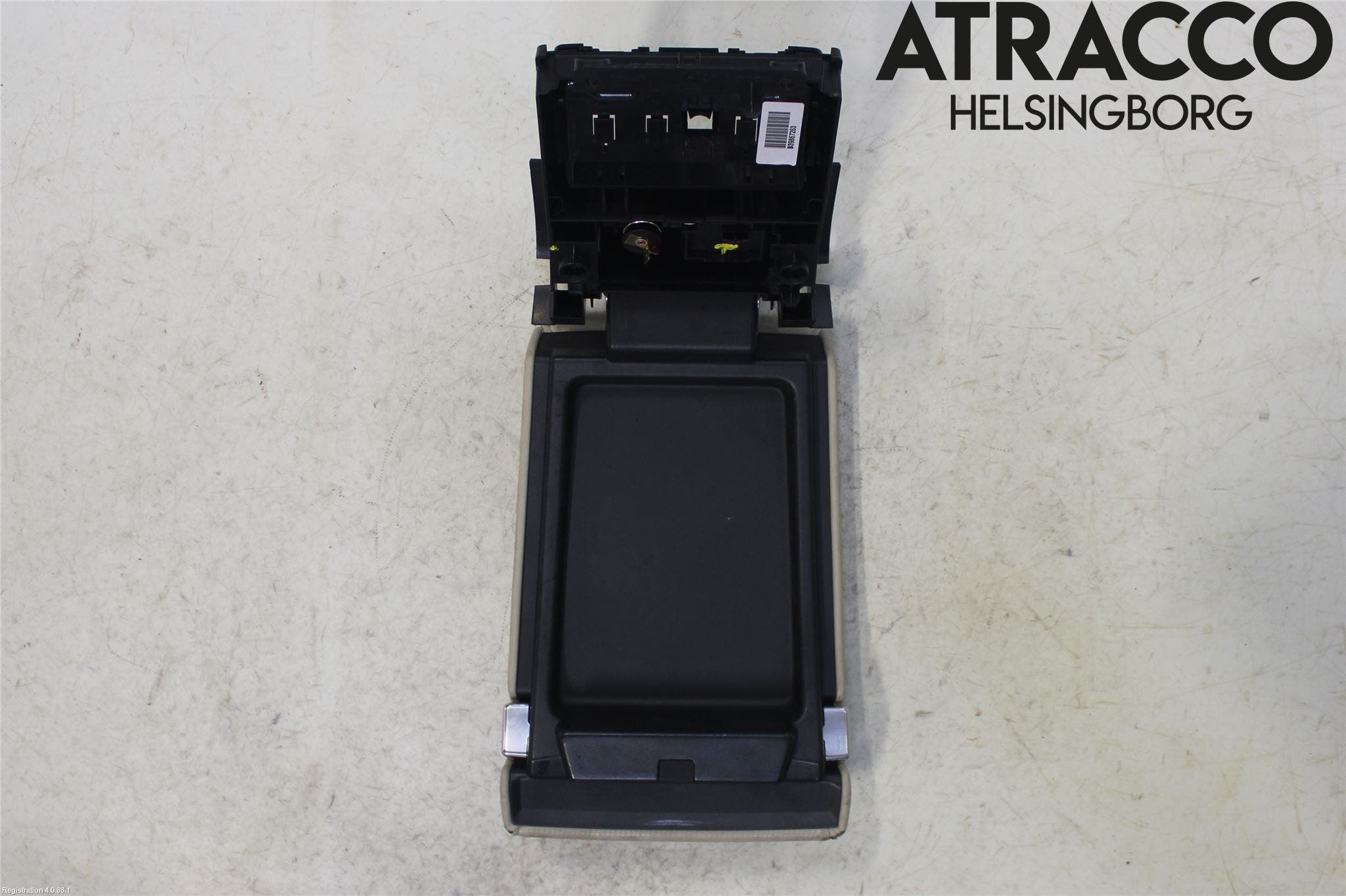 Volvo V70 08-13 Inredning Armstöd