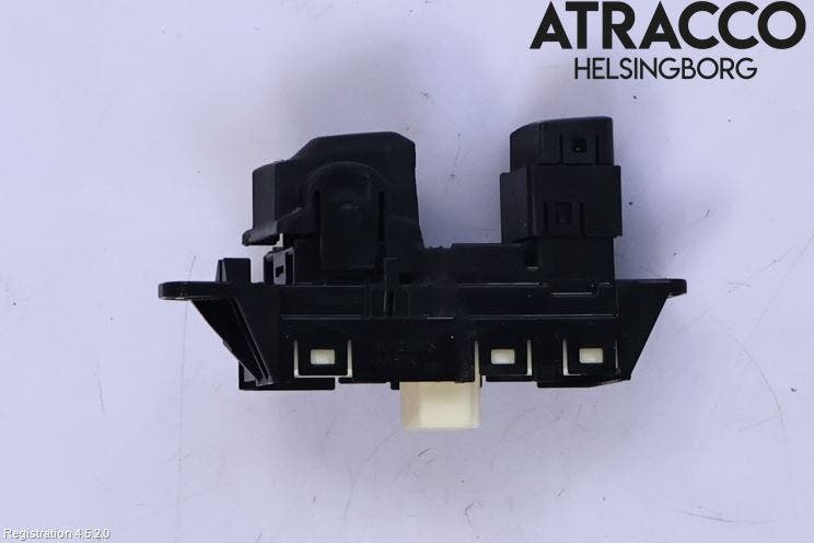 Toyota YARIS XP21 20- Strömställare Parkeringsbroms