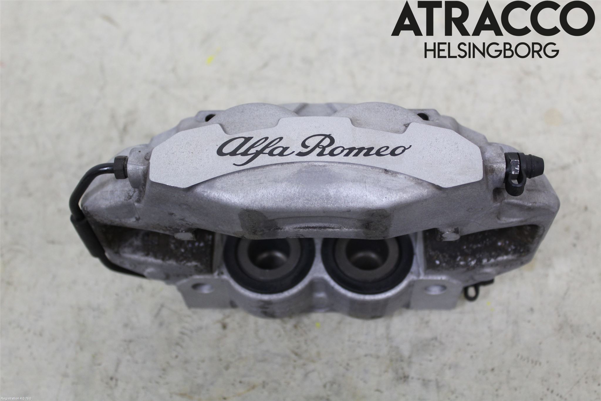 Alfa GIULIA Bromsok Fram Höger