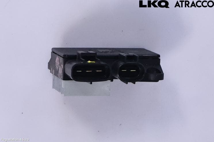 Toyota YARIS CROSS XP21 21- Kylfläktsmotstånd