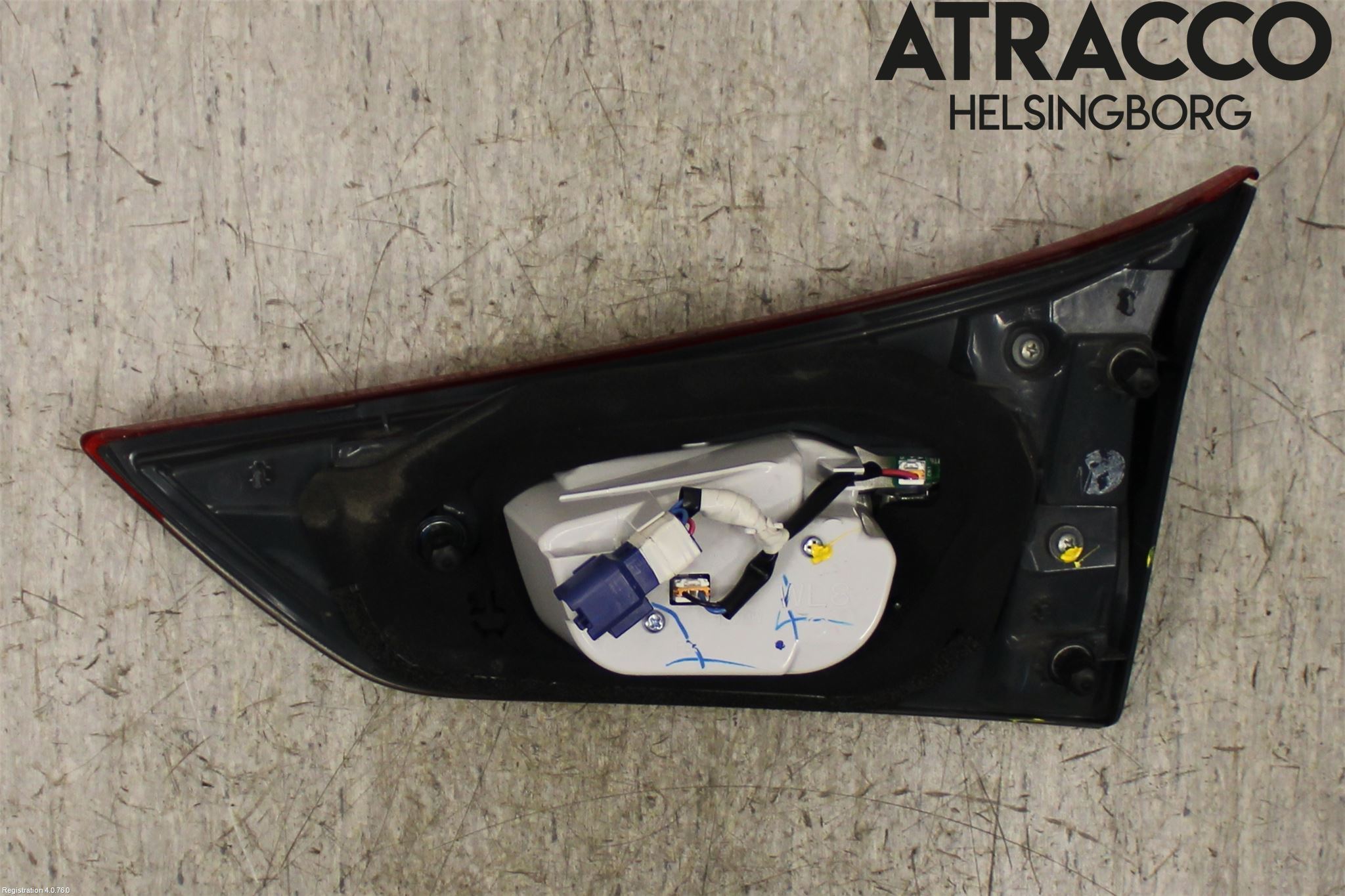 Toyota AURIS 13-19 Bakljus Lucka Vä