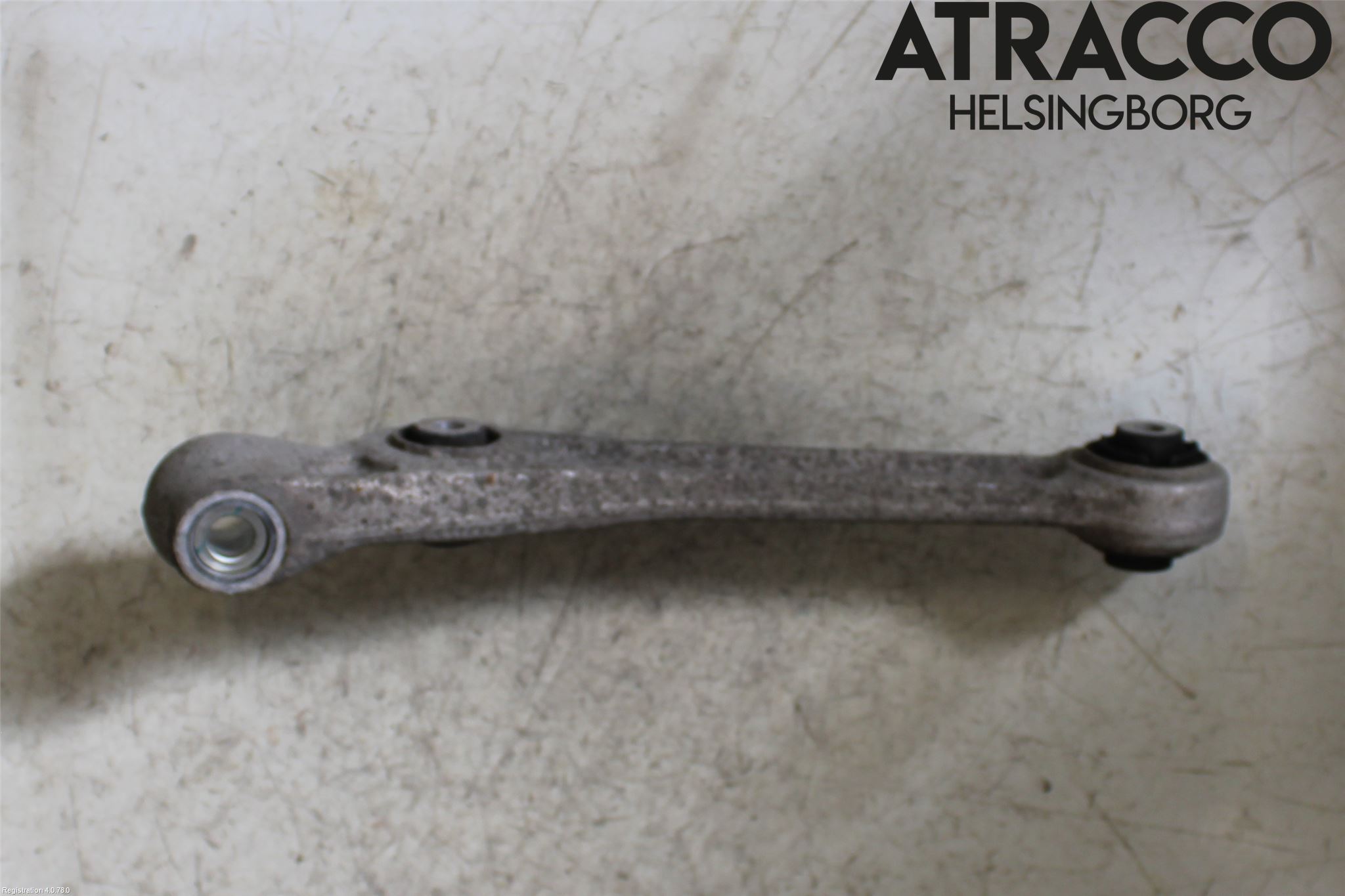 Audi A4/S4 B9 16-19 Bärarm Fram Undre Hö