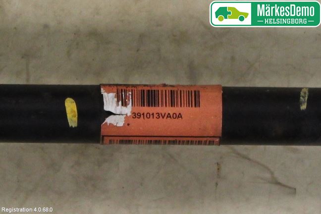 Nissan NOTE E12 14-20 Drivaxel Fram Vänster