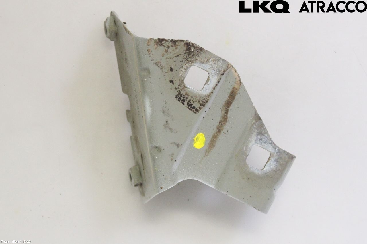 Renault TRAFIC/E-TECH 15- Skärmfäste Fram Hö