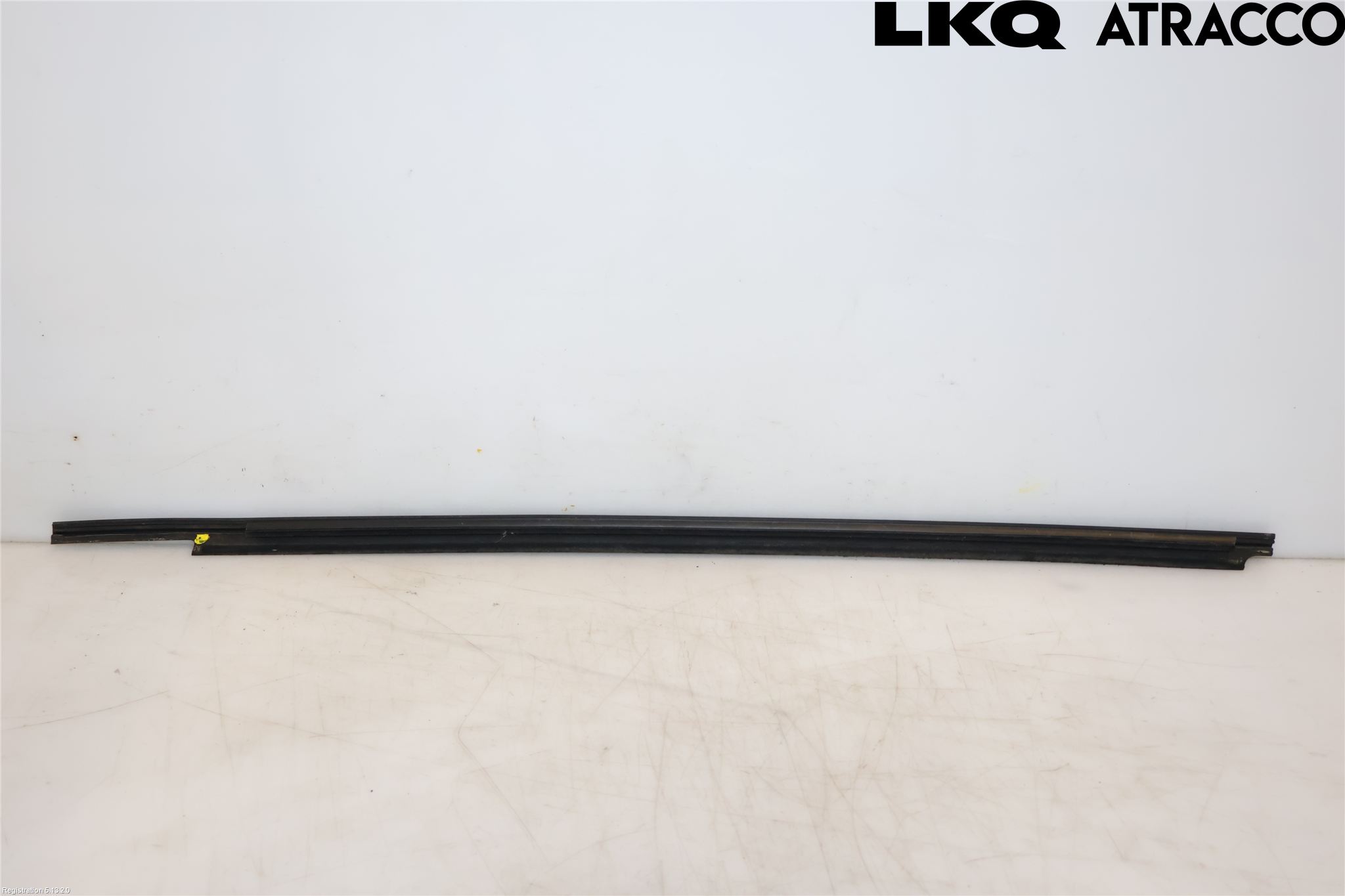 Toyota YARIS XP130 15-20 Dörr Dekorlist Fram Hö