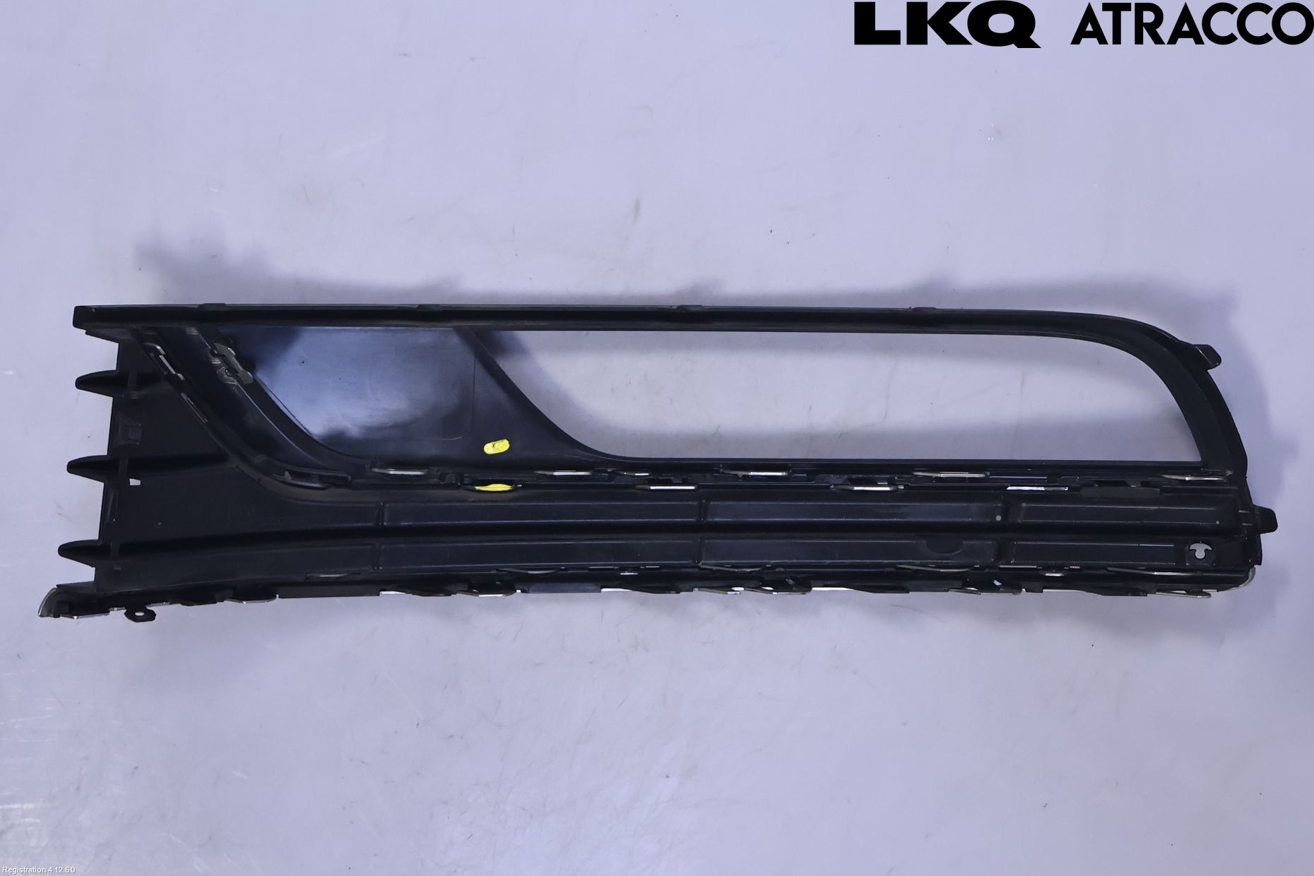 Volkswagen VW PASSAT 11-14 Grilldel Höger