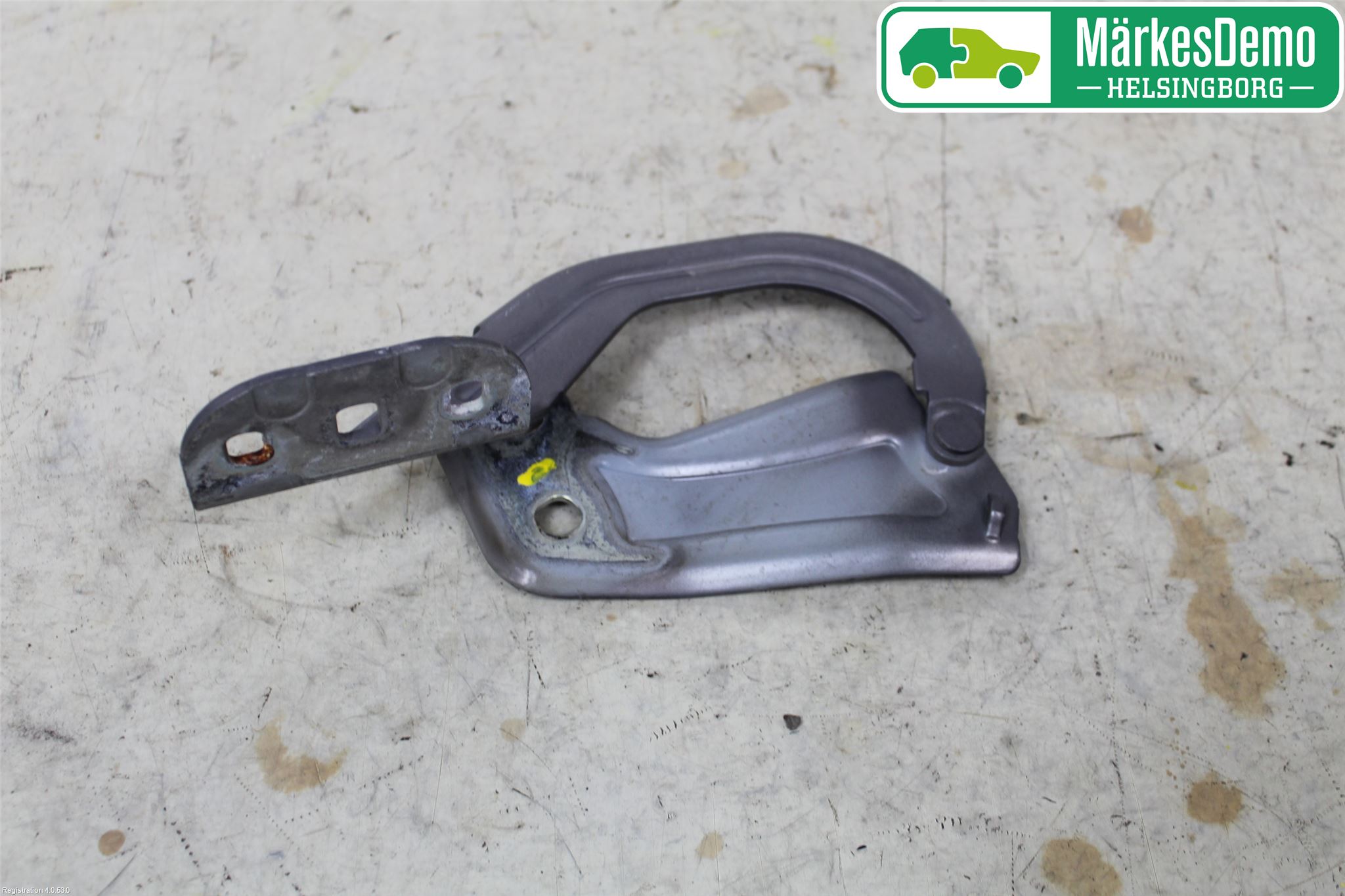 Ford FOCUS 11-14 Huvgångjärn