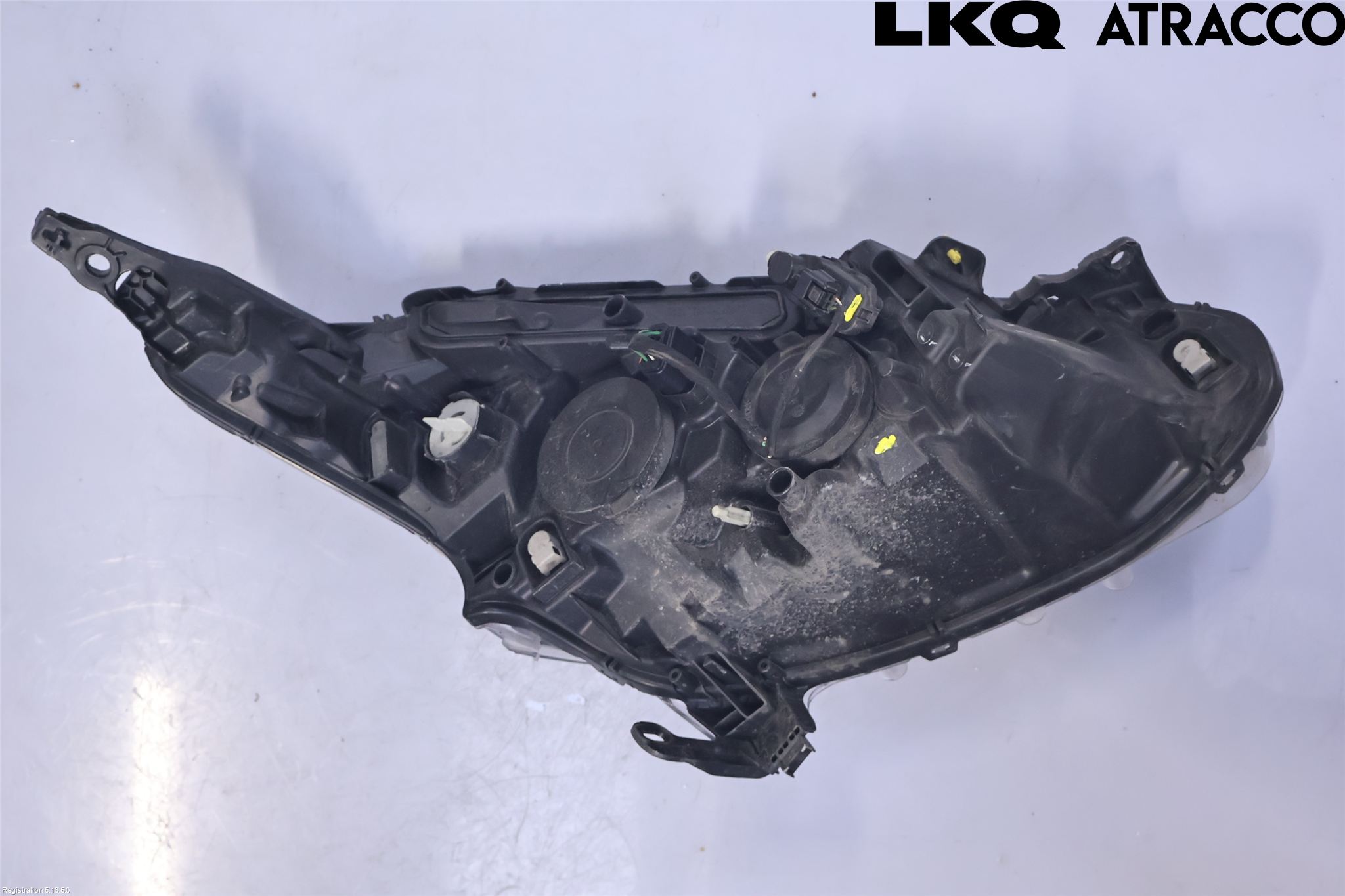Peugeot PEUGOT 208 16-19 Strålkastare Vänster