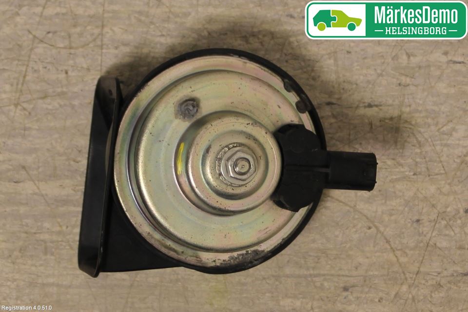 BMW X1 E84 10-15 Signalhorn