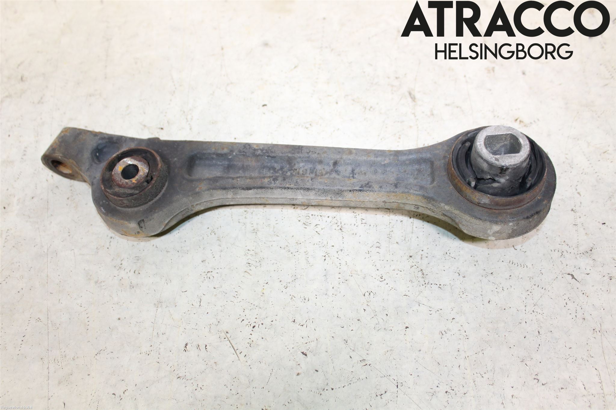 Dodge CHARGER 66- Bärarm Fram Undre Vä