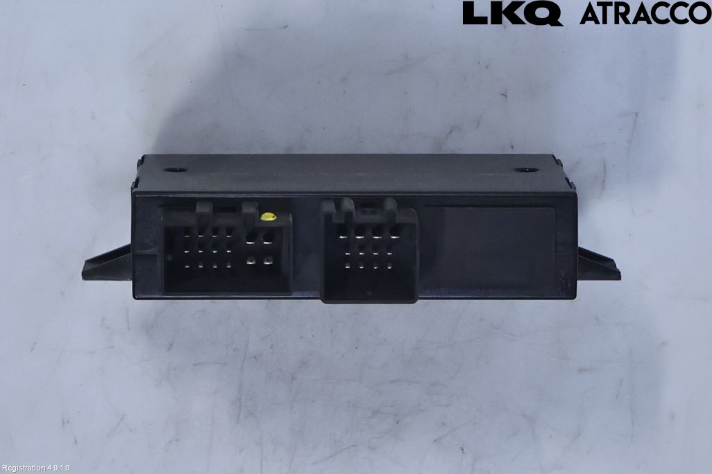 Volkswagen VW AMAROK 2H 10-22 Styrenhet Dragkrok