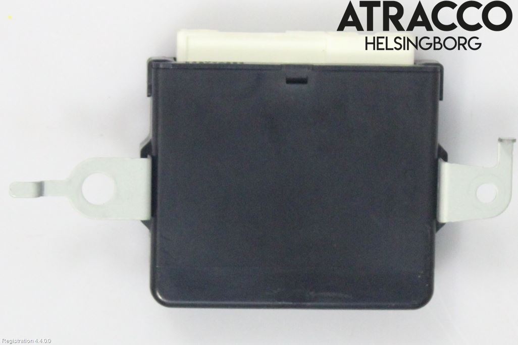 Toyota COROLLA 19- Styrenhet Baklucka