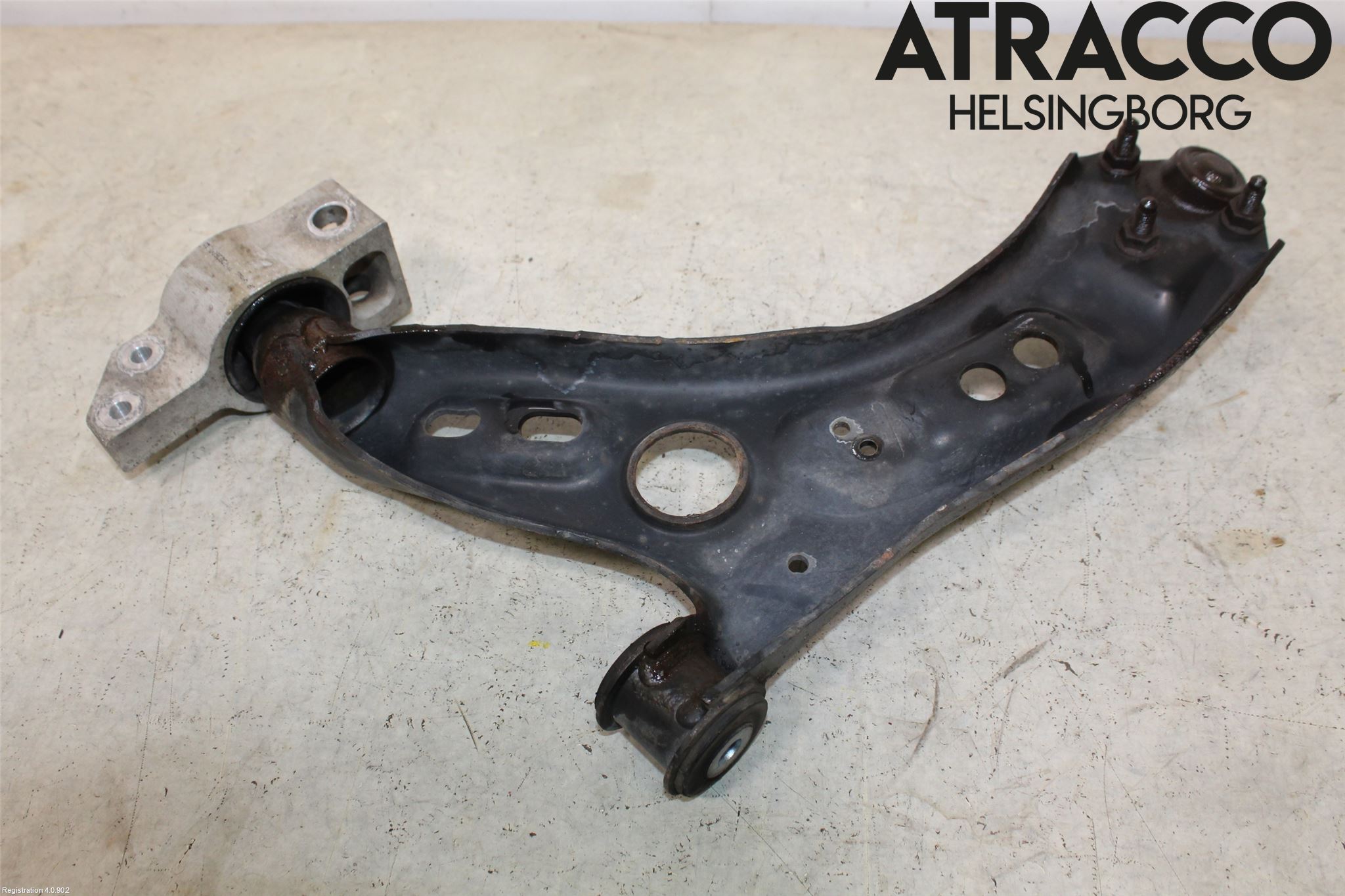 Volkswagen VW TIGUAN 07-16 Bärarm Fram Undre Hö