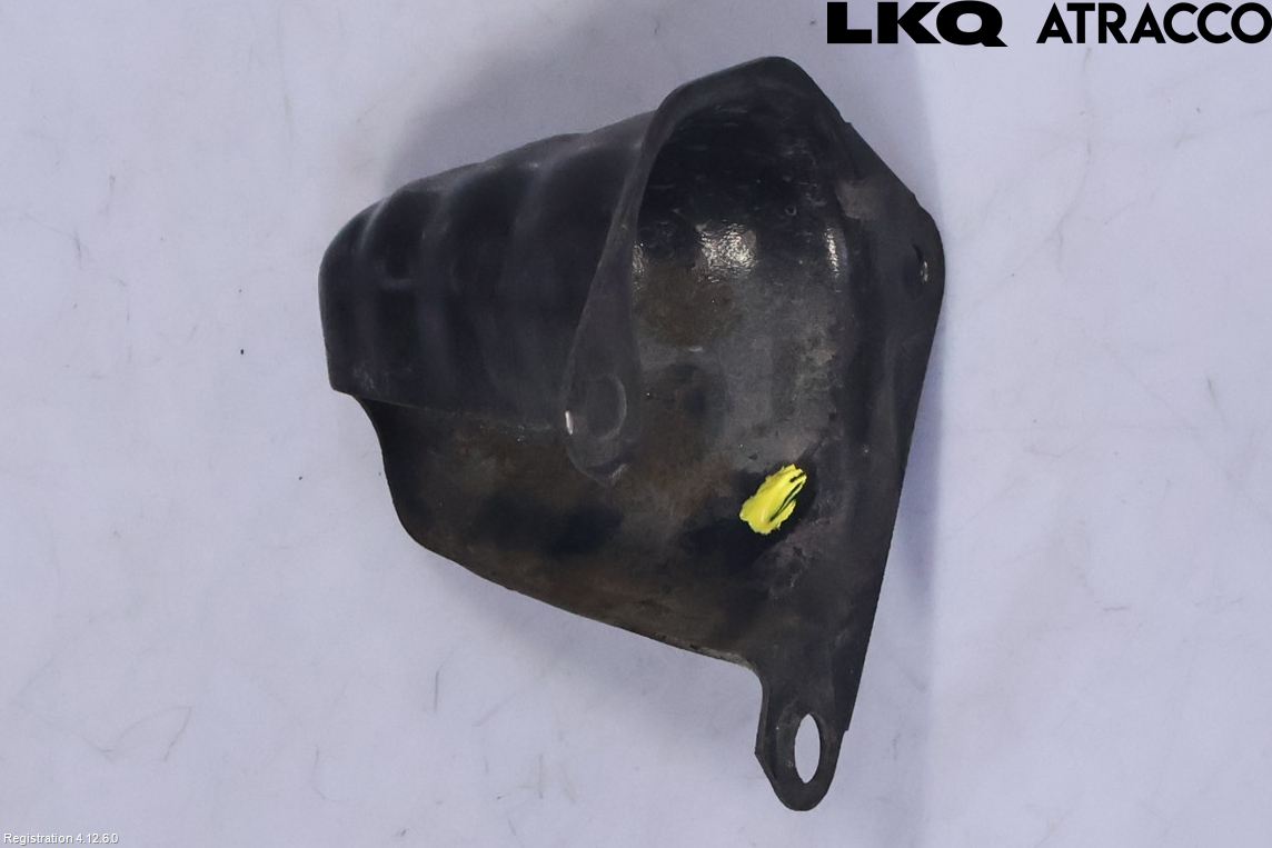 Nissan QASHQAI+2  10-14 Stötfångarbärjärn Bak