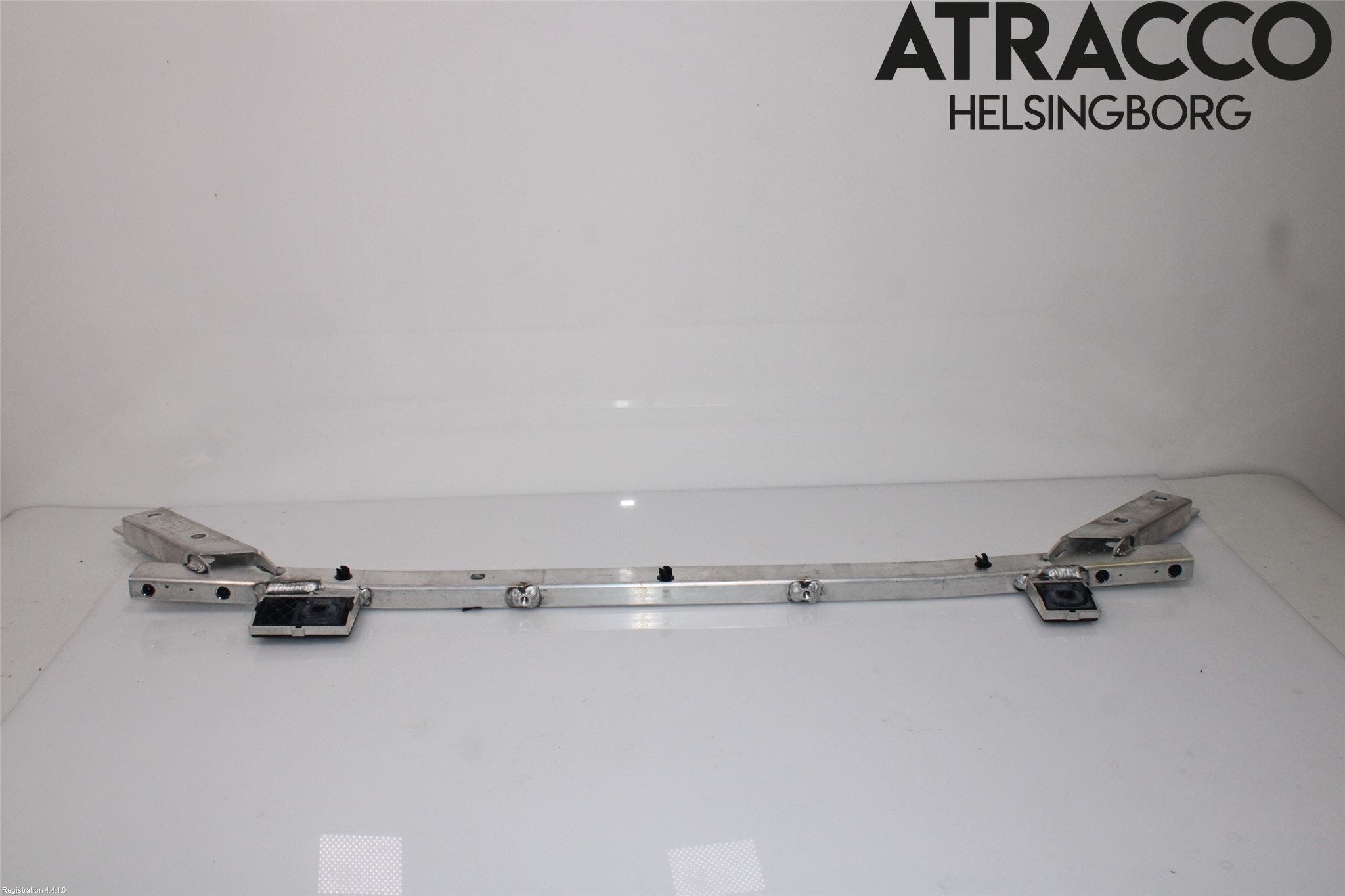 Volvo V60 19- Kylarfäste-Ram-Balk