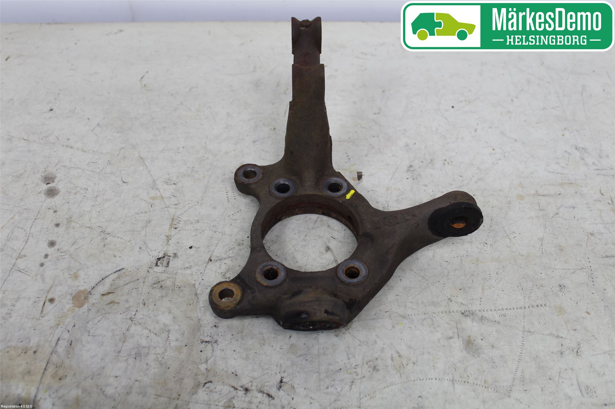 Toyota VERSO 09-18 Styrspindel Lagerhus Hö