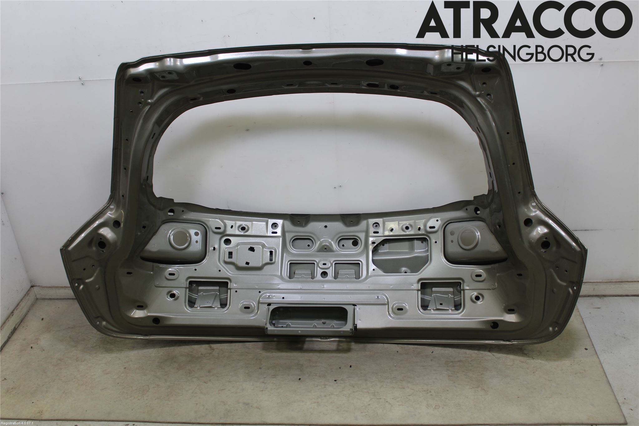 Opel INSIGNIA 09-16 Baklucka Kombi