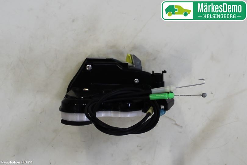 Suzuki IGNIS 01-20 Centrallåsmotor Vänster