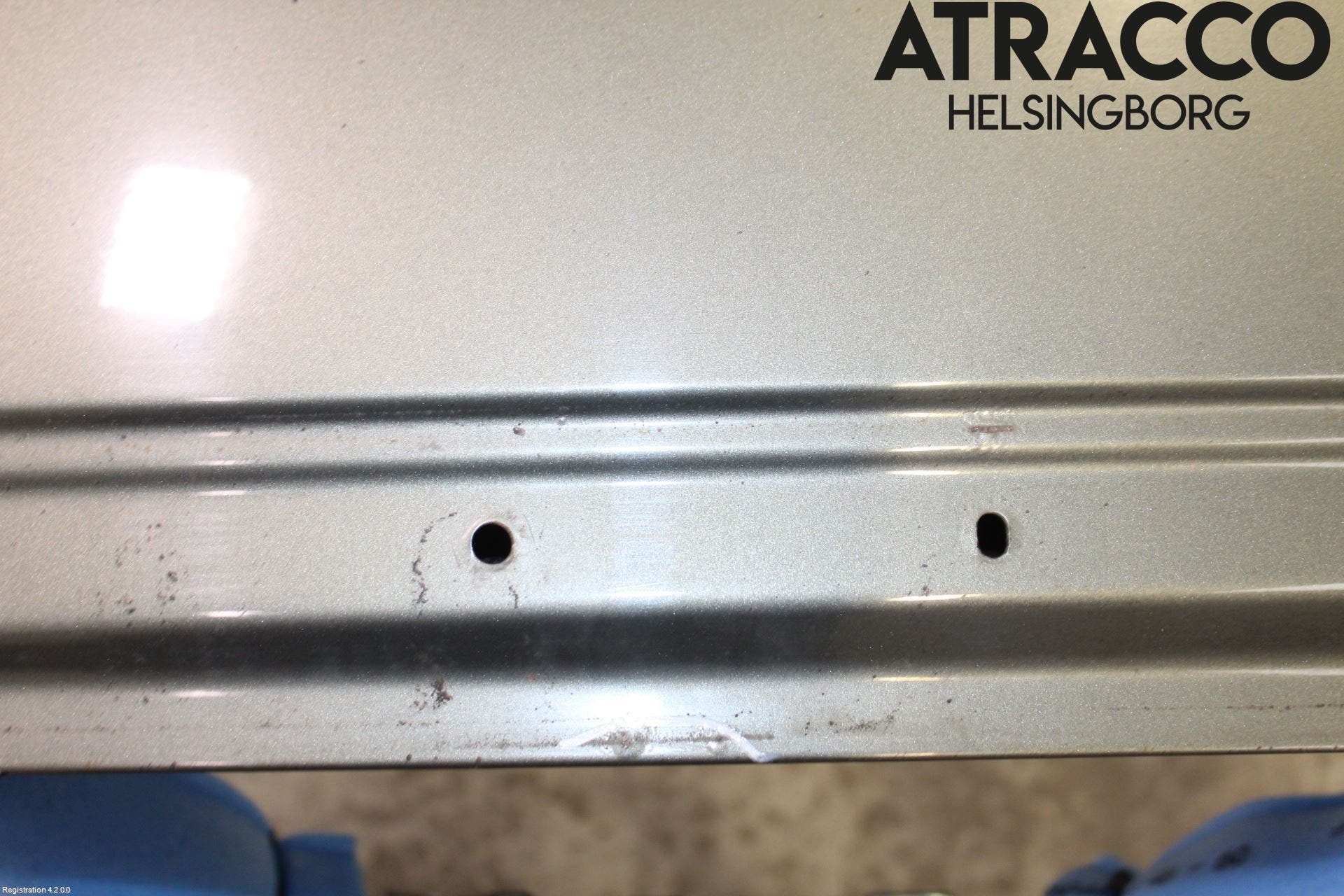 Volvo V70 08-13 Dörr Fram Vänster