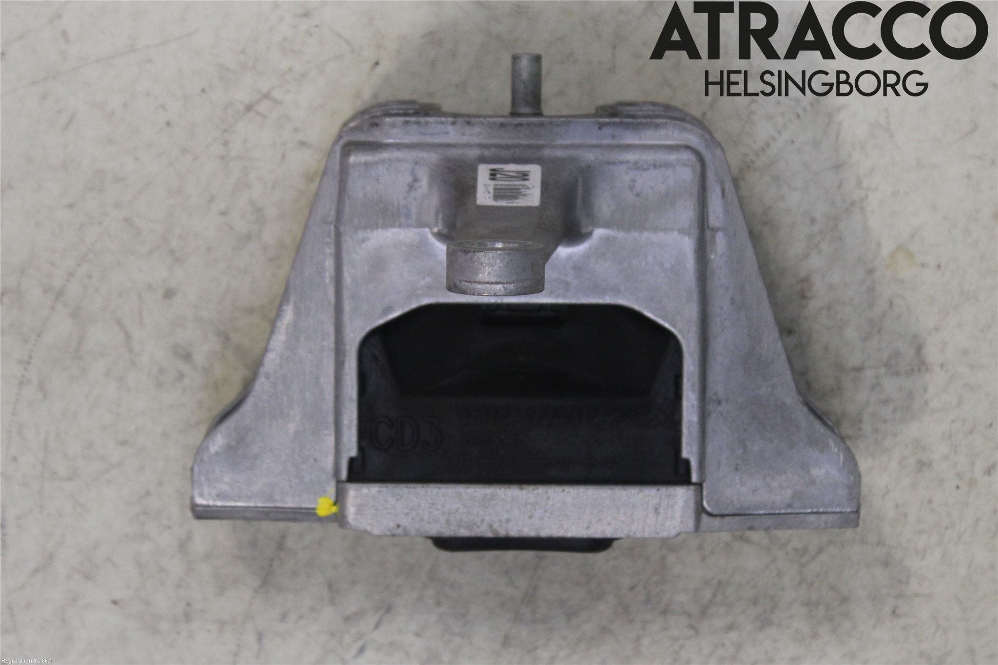 Hyundai i30 PD 17- Motorfäste