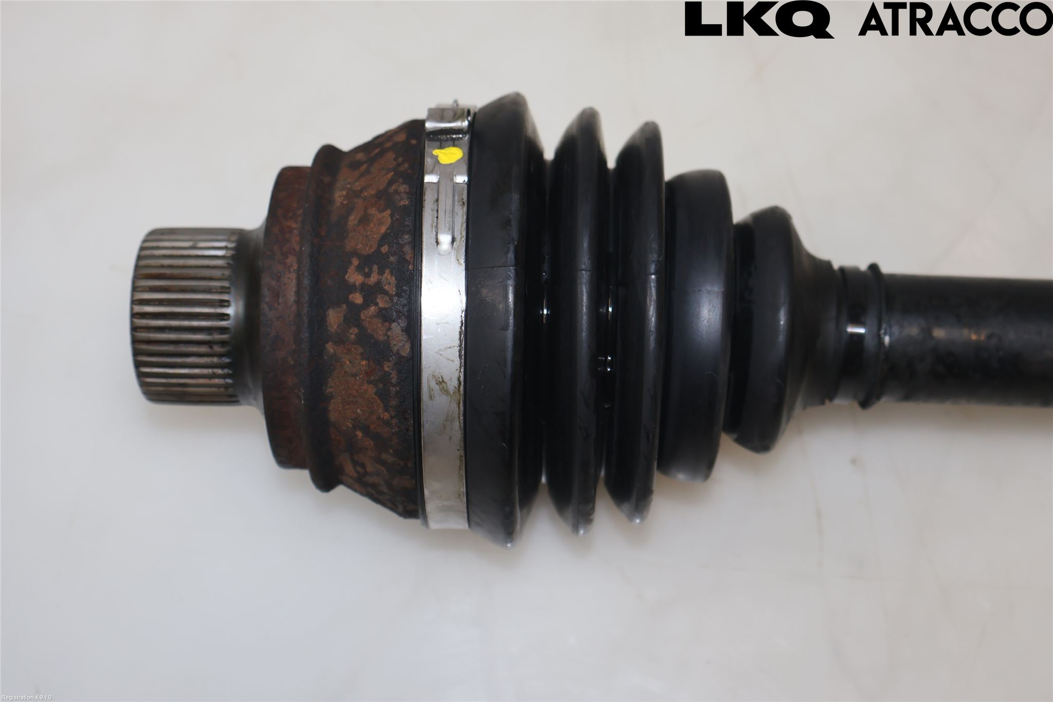 Audi Q5 09-16 Drivaxel Fram Vänster