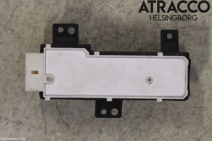 Toyota PRIUS+ ZVW40 12-20 Strömställare Stolregler