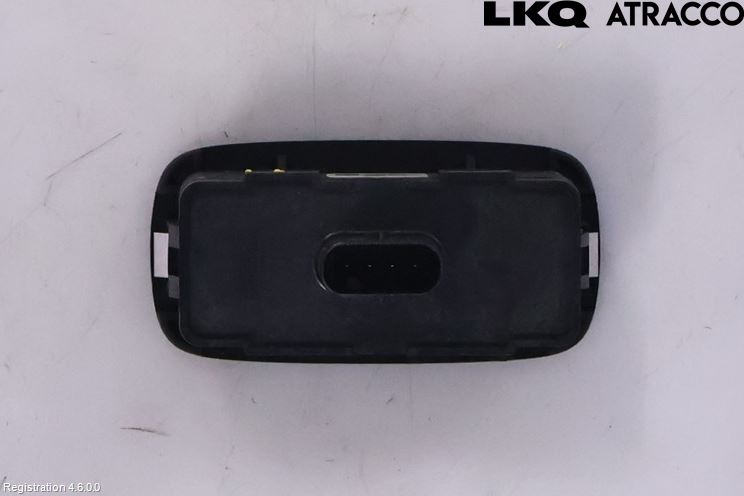 Volvo XC60 18- Strömställare Baklucka