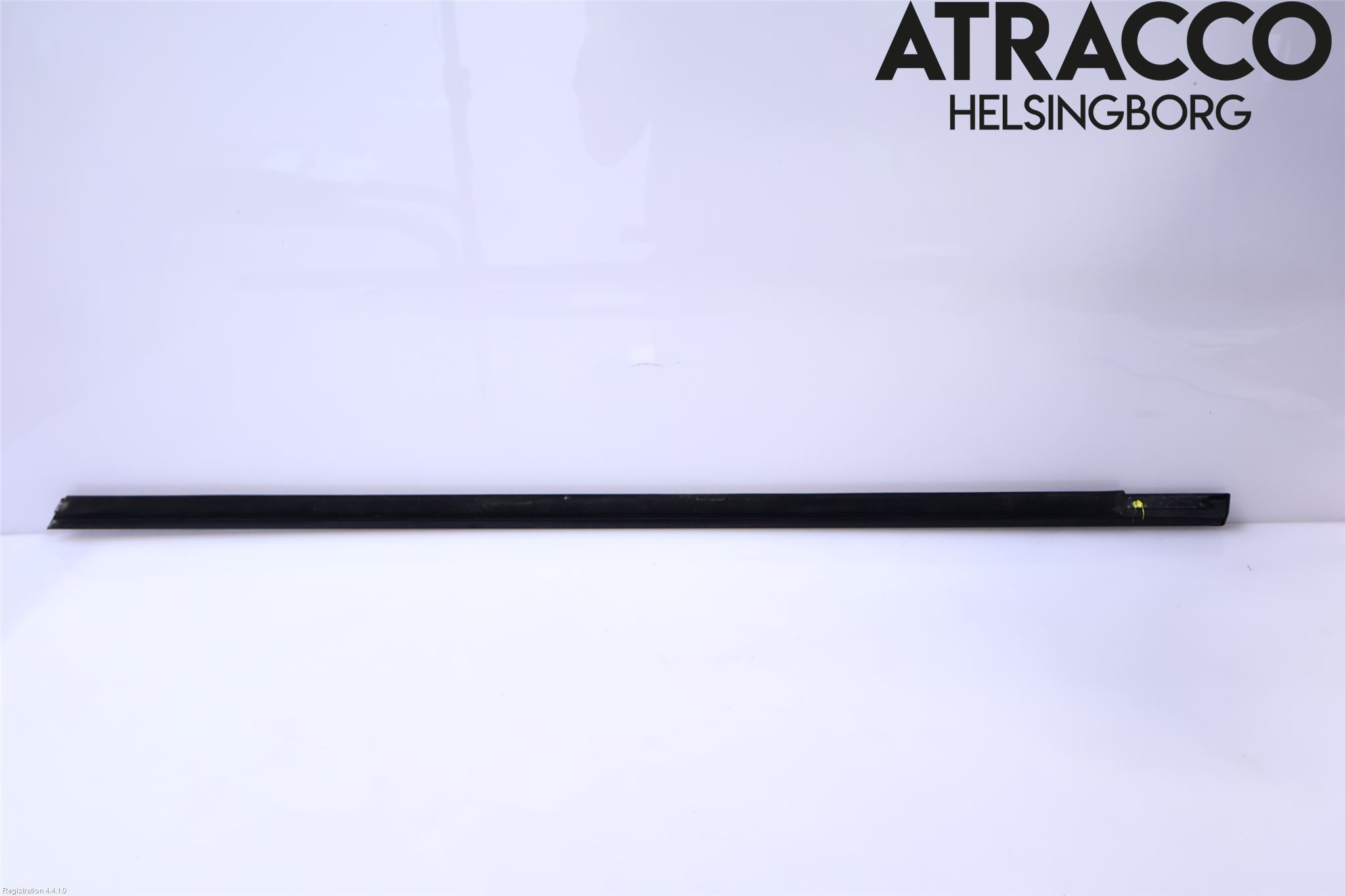 Volvo V70 08-13 Dörr Dekorlist Fram Hö