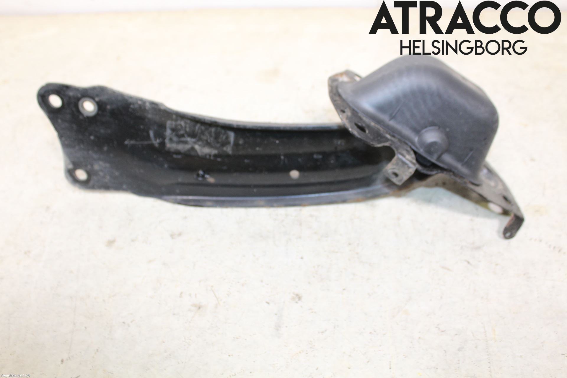 Volkswagen VW PASSAT 11-14 Bärarm Bak Vänster