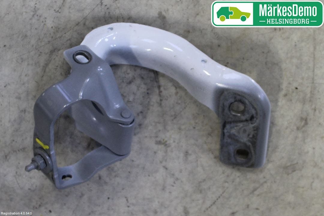 Audi Q5 09-16 Bakluckegångjärn Hö