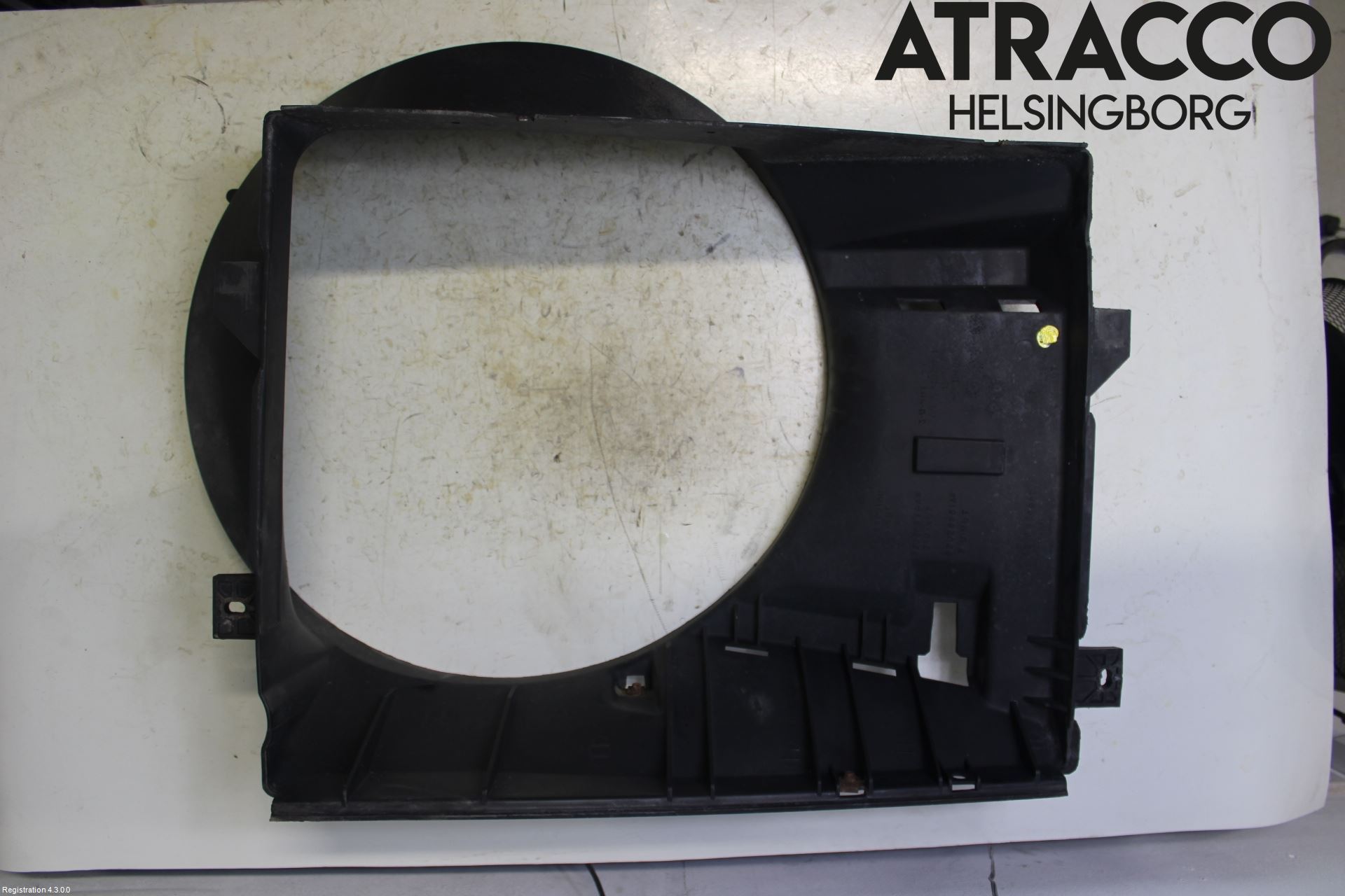 Dodge PICK UP RAM 81- Kylfläktkåpa