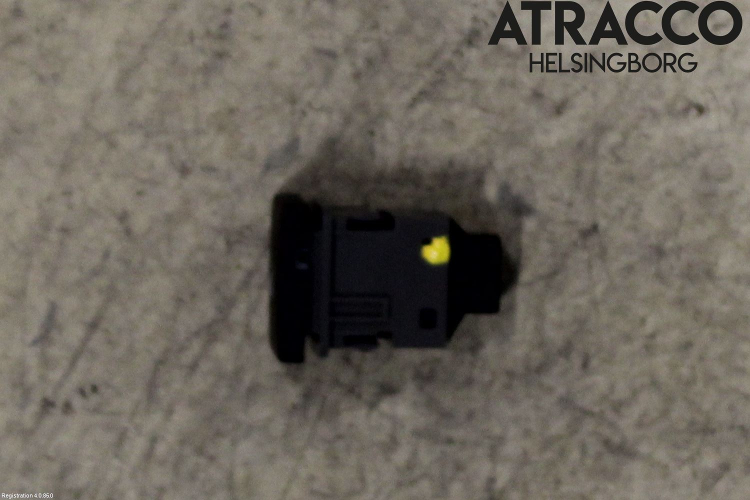 Toyota C-HR 16-23 Strömställare Tanklucka